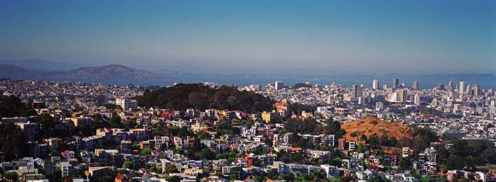 View of San Francisco from Twin Peaks, May 2016 (SMALL)